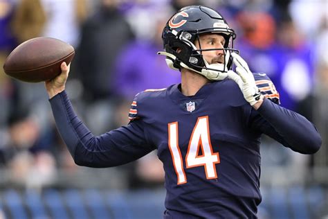Bears bring back a quarterback for a second year